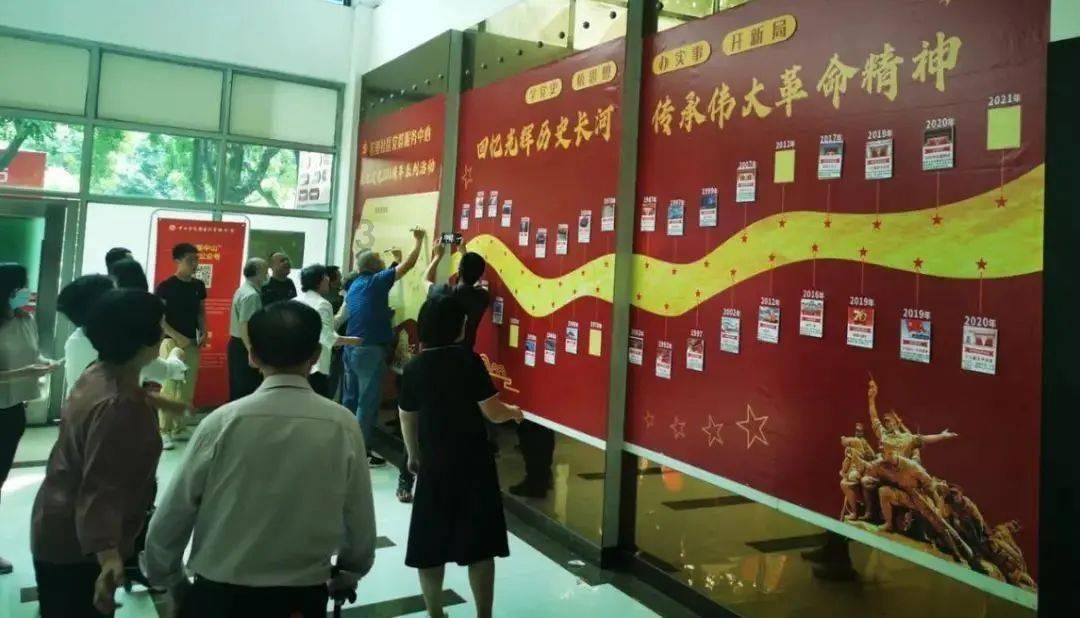 熬小米粥，别直接下锅煮，多加“这2步”，小米粥浓稠又有米油！游戏画面